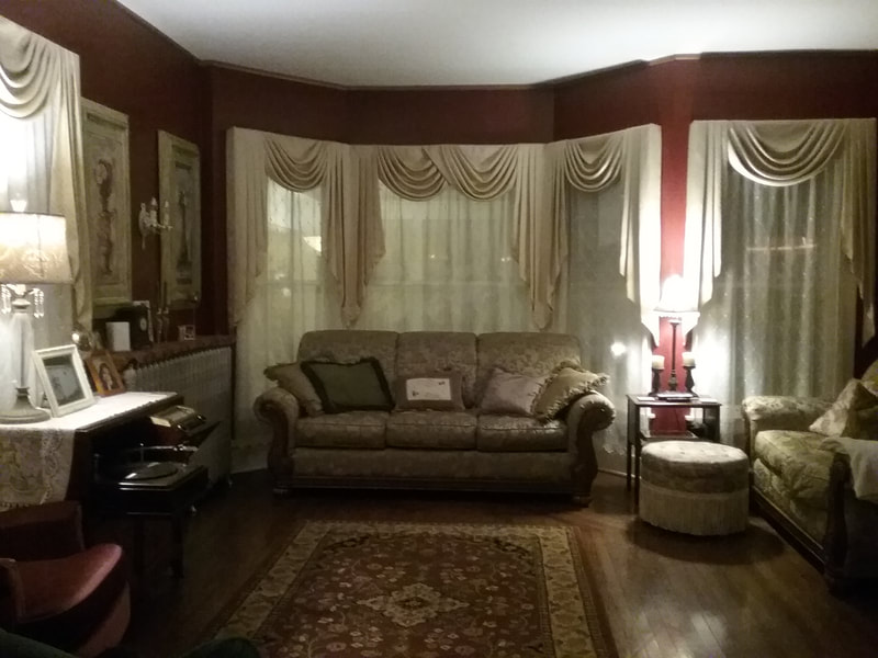 Elegant, comfortable great room for your enjoyment.